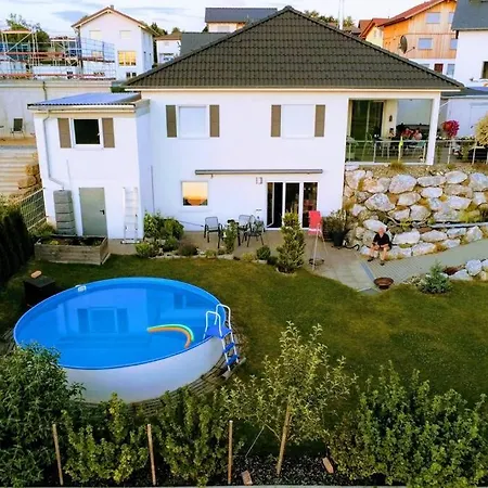 Apartment Allgaeu Gemuetliche, Moderne Mit Garten-pool Argenbuhl