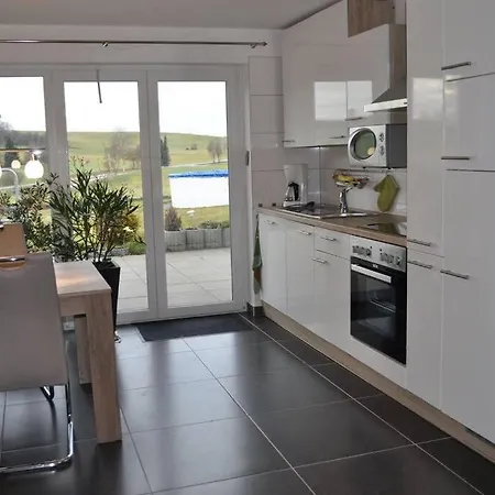 Apartment Allgaeu Gemuetliche, Moderne Mit Garten-pool *